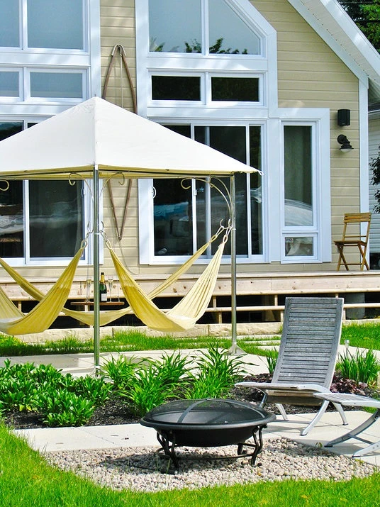 The traditional-looking Eternity should provide a focal point in any garden