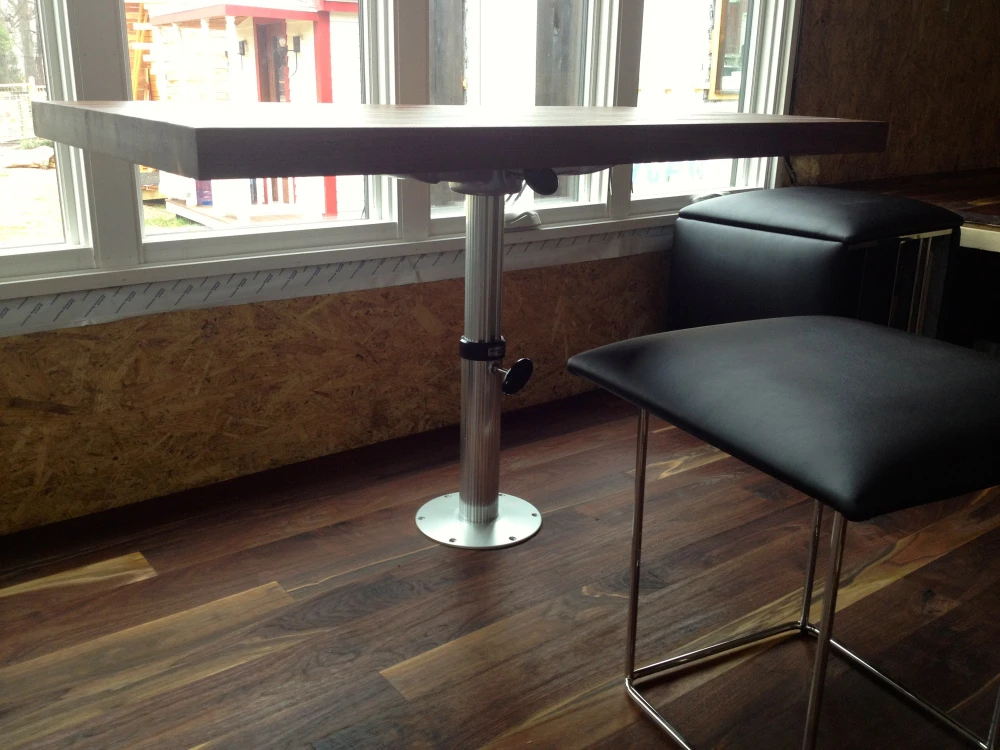 Marine table, fully extended (Photo: Paul Burk Photography)