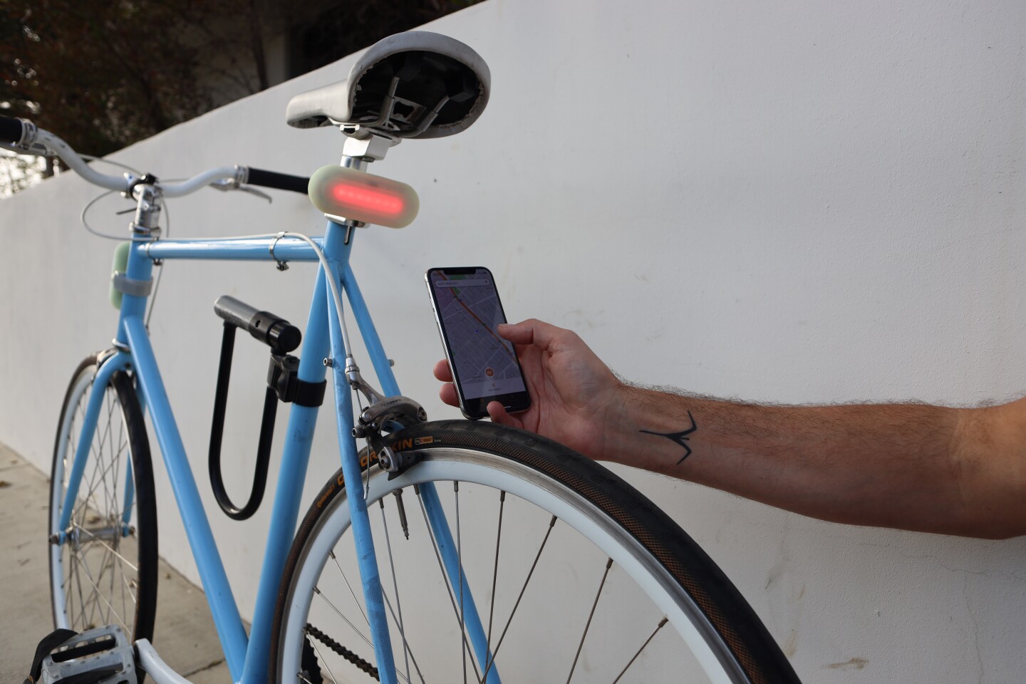 bike light tracker