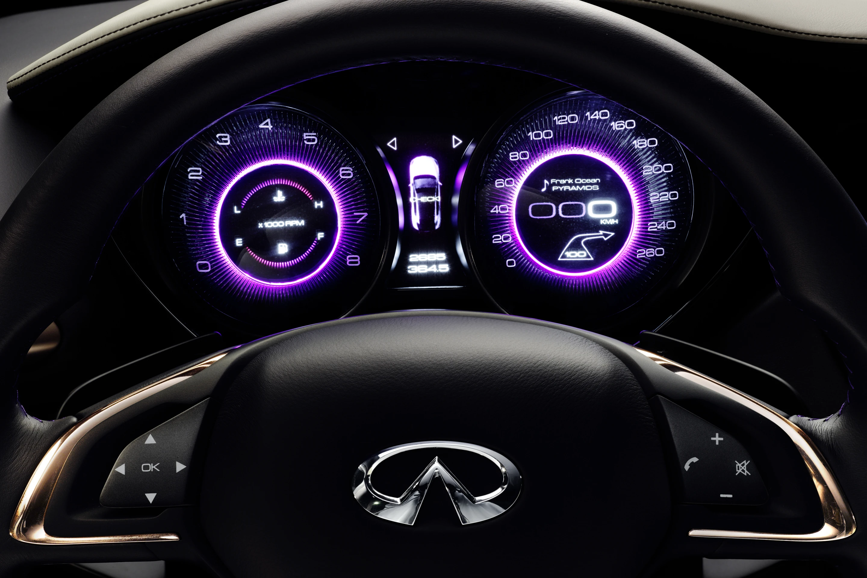 The Q30's dashboard