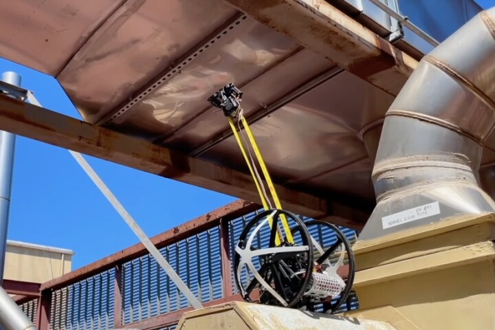 The tape-dispensing EEWOC robot has a top climbing speed of 0.24 meters per second (0.79 ft/s), reportedly making it one of the fastest climbing robots ever made