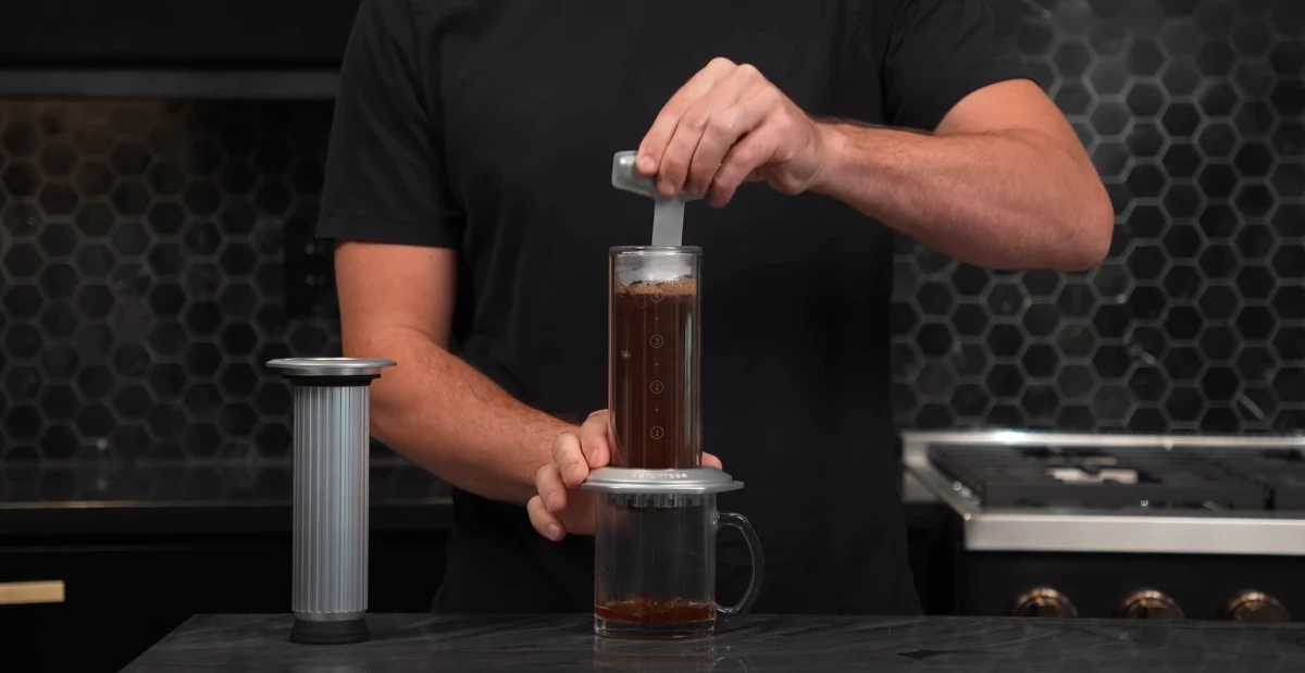 The dual-wall glass brewing chamber prevents the outer from getting too hot