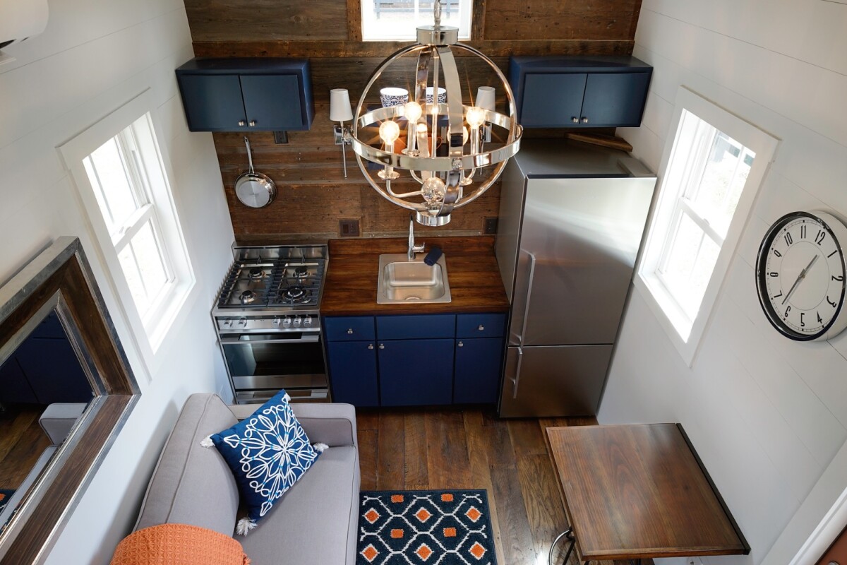 The very snug living space