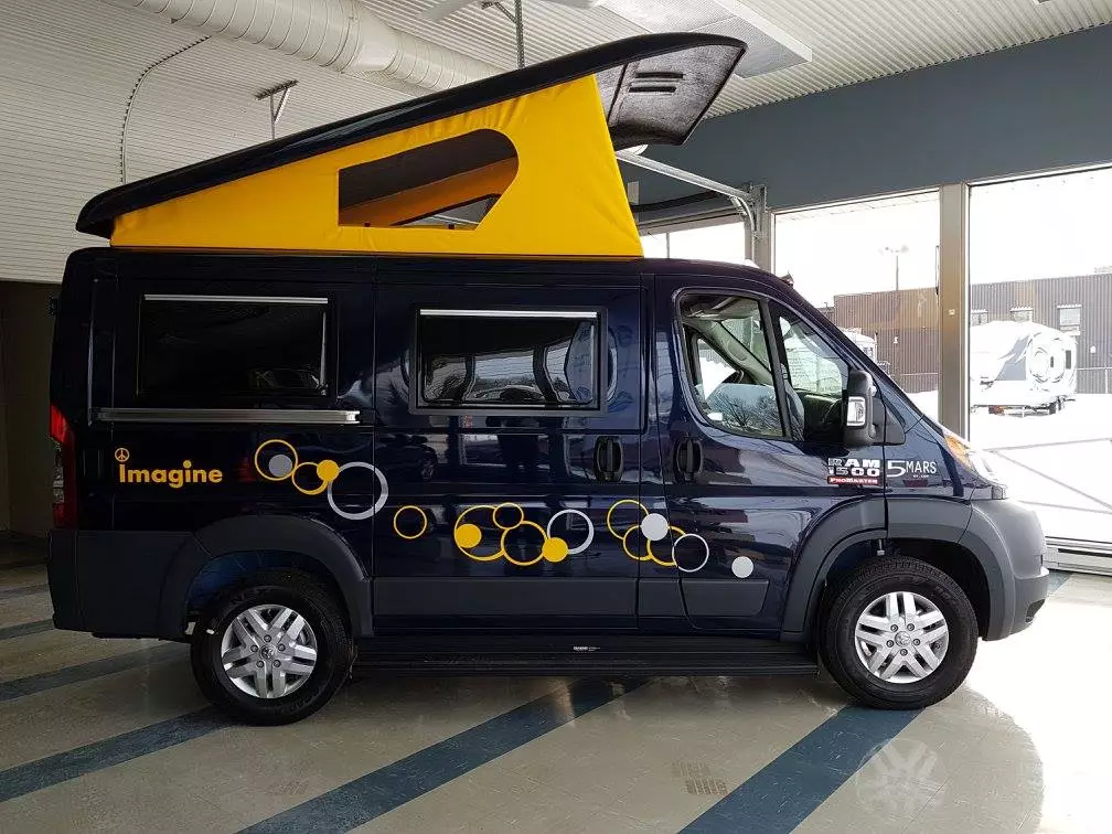 5 Mars offers serious color combinations on its minivan and van campers