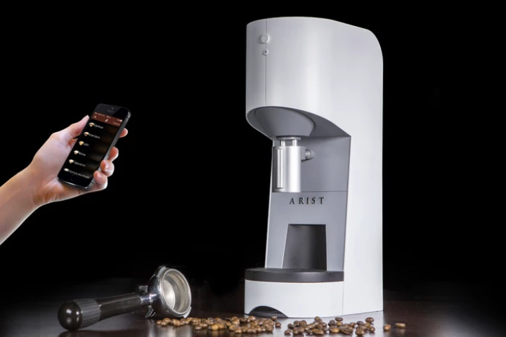 Arist aims to allow users to brew professional coffee drinks from home