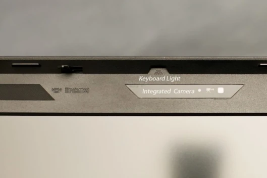 ThinkPad W700ds camera and keyboard light