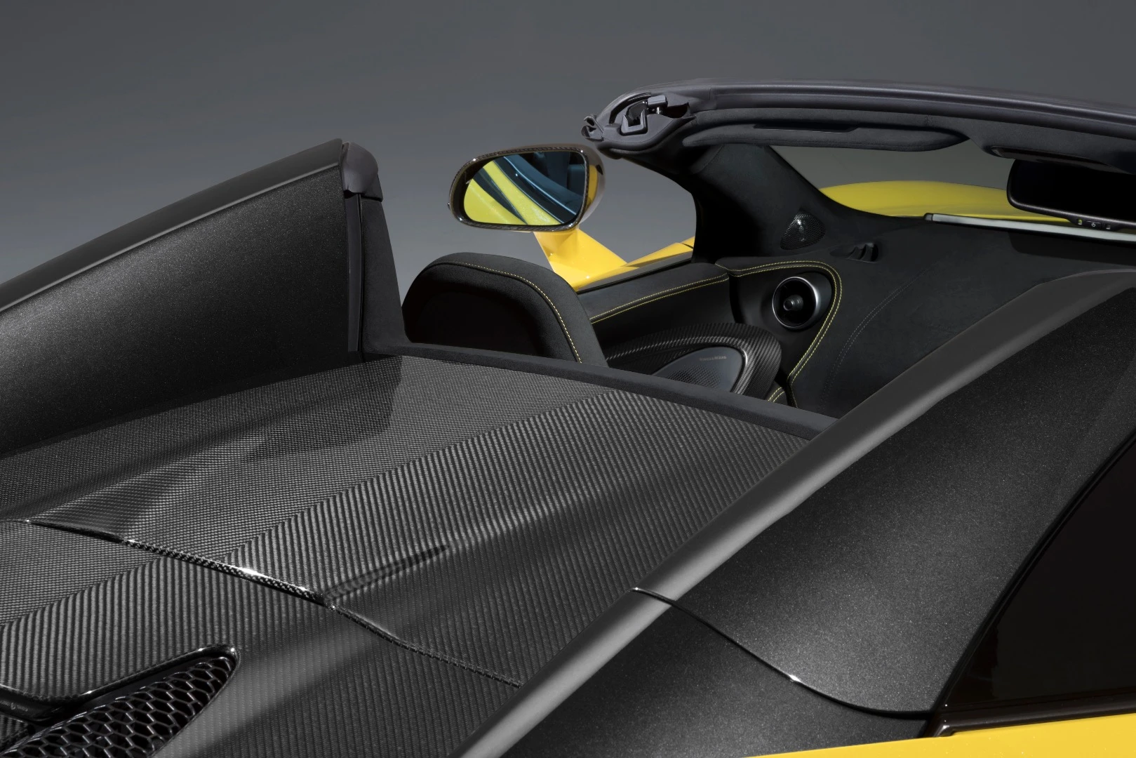 A run of 400 Launch Edition 570S Spiders will be used to begin production