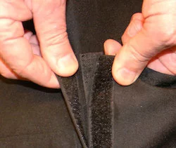 The seat is attached via a Velcro "crocodile" system