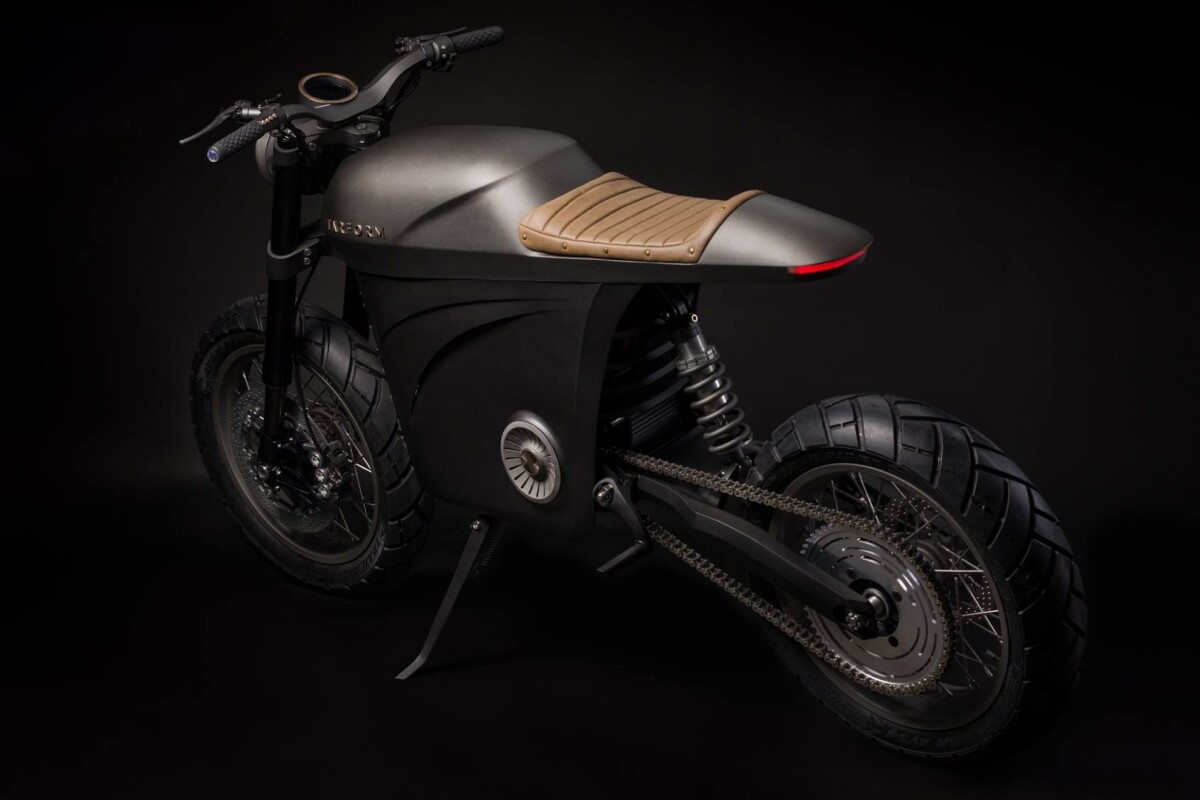 Tarform electric scrambler: an elegant design