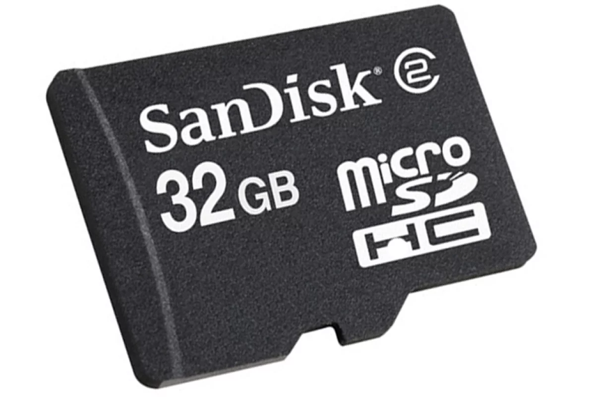 SanDisk has announced the availability of the worldâ€™s first 32GB microSDHC removable memory card