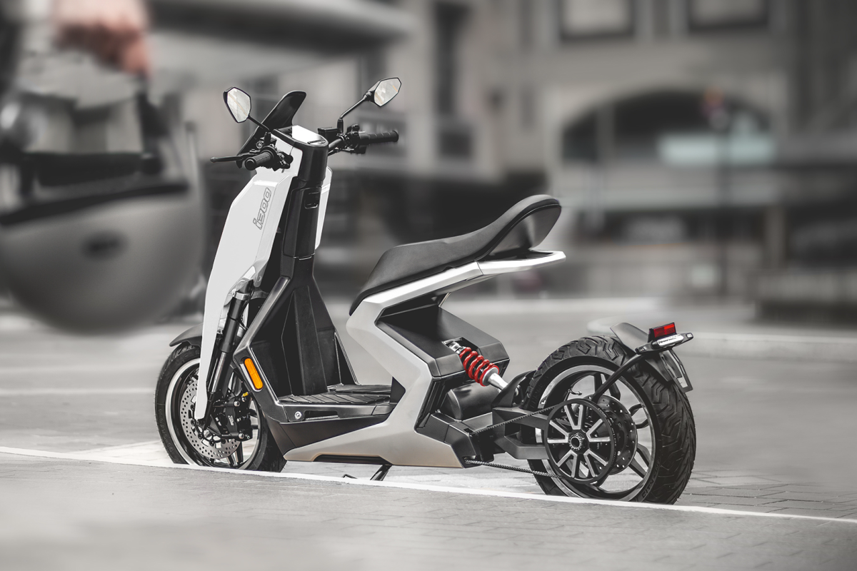 Affordable, highpower Zapp electric city scooter makes Goodwood debut