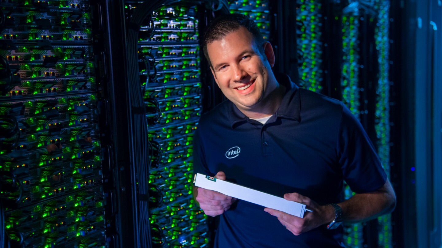 32 of Intel's new P4500 SSDs can fit into one standard server slot, for a total of 1 PB of data storage per slot