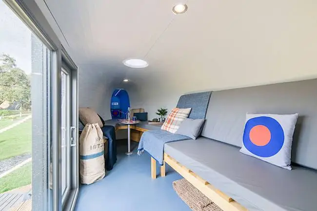 Wooden paneling clad the interior walls and wool insulation was used to insulate the cabin