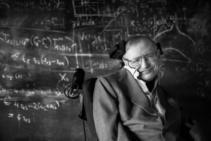 In a nod to one of his quirky experiments, Stephen Hawking's memorial service is apparently open to time travelers
