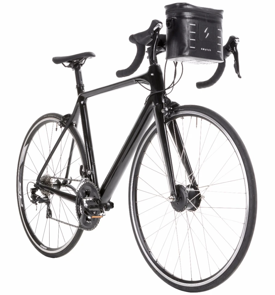 The whole Swytch system – including both the permanently-mounted bits and the power pack – weighs 3.9 kg (8.6 lb) with the small battery, or 4.8 kg (10.6 lb) with the big one