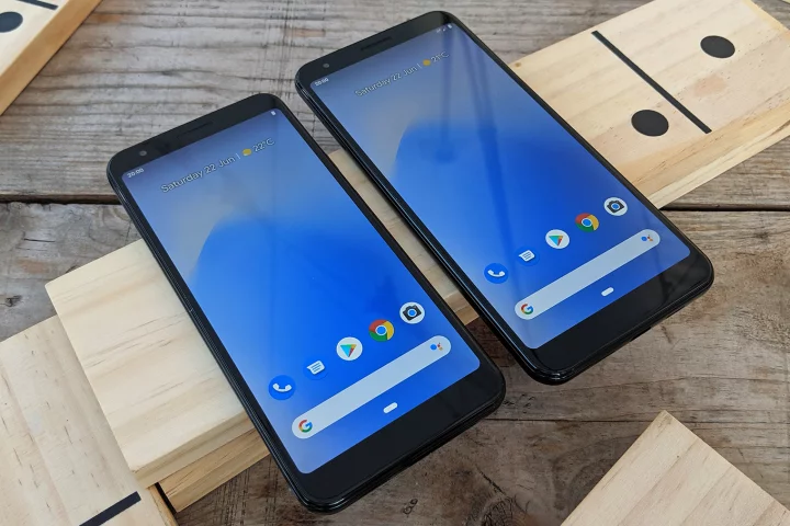 The Pixel 3a and Pixel 3a XL arrive with slightly different screen sizes but matching internal components