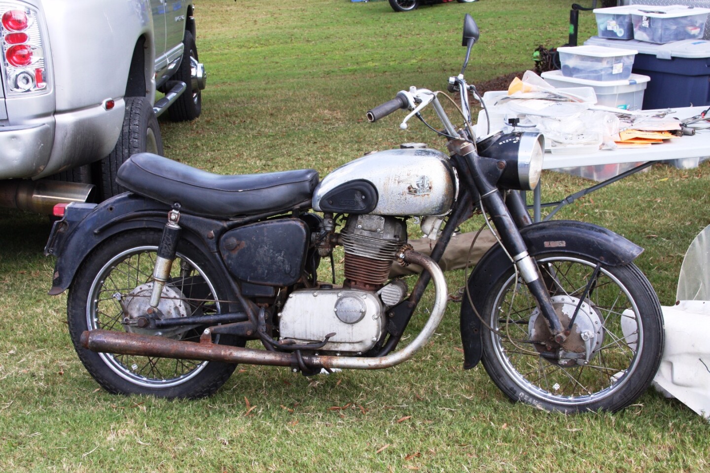 Meguro became Kawasaki - this bike is rare, rare, rare!