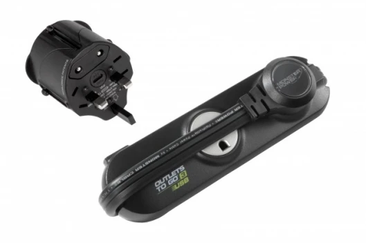 Universal outlet plus mini-powerboard