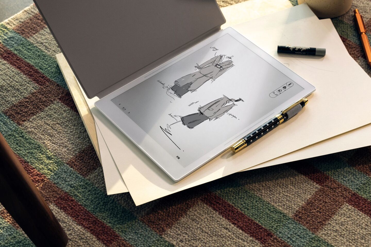 The Manta uses E Ink's Carta 1300 technology, which offers 16 levels of grayscale