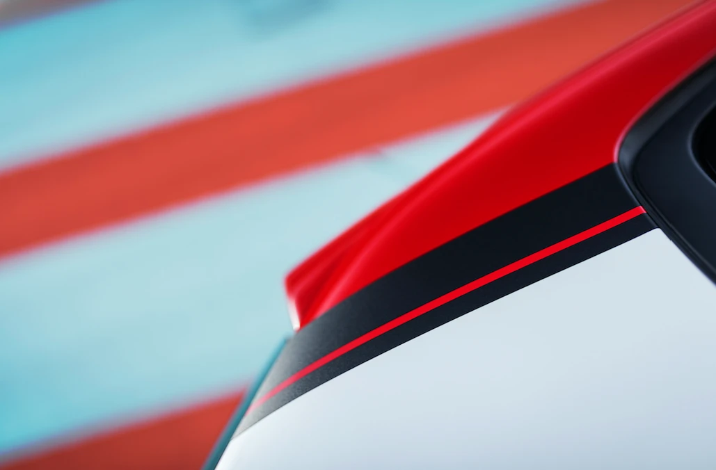 Pinstripe detailing on the new C3