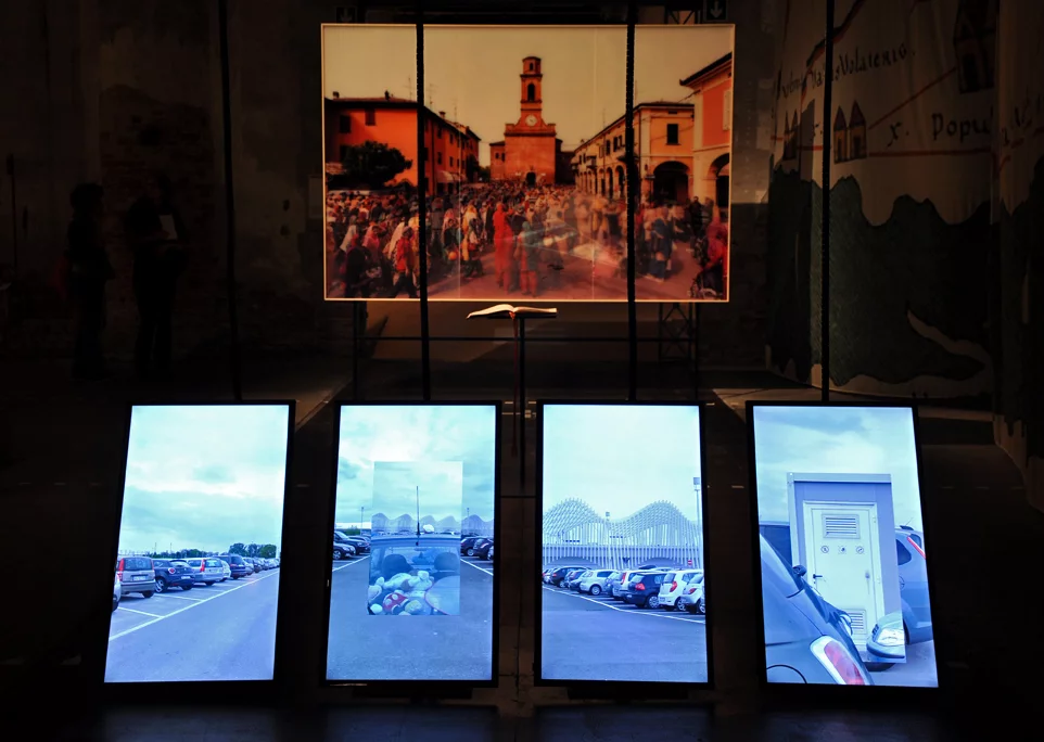 Monditalia: exploring public gathering spaces (Photo: Edoardo Campanale)