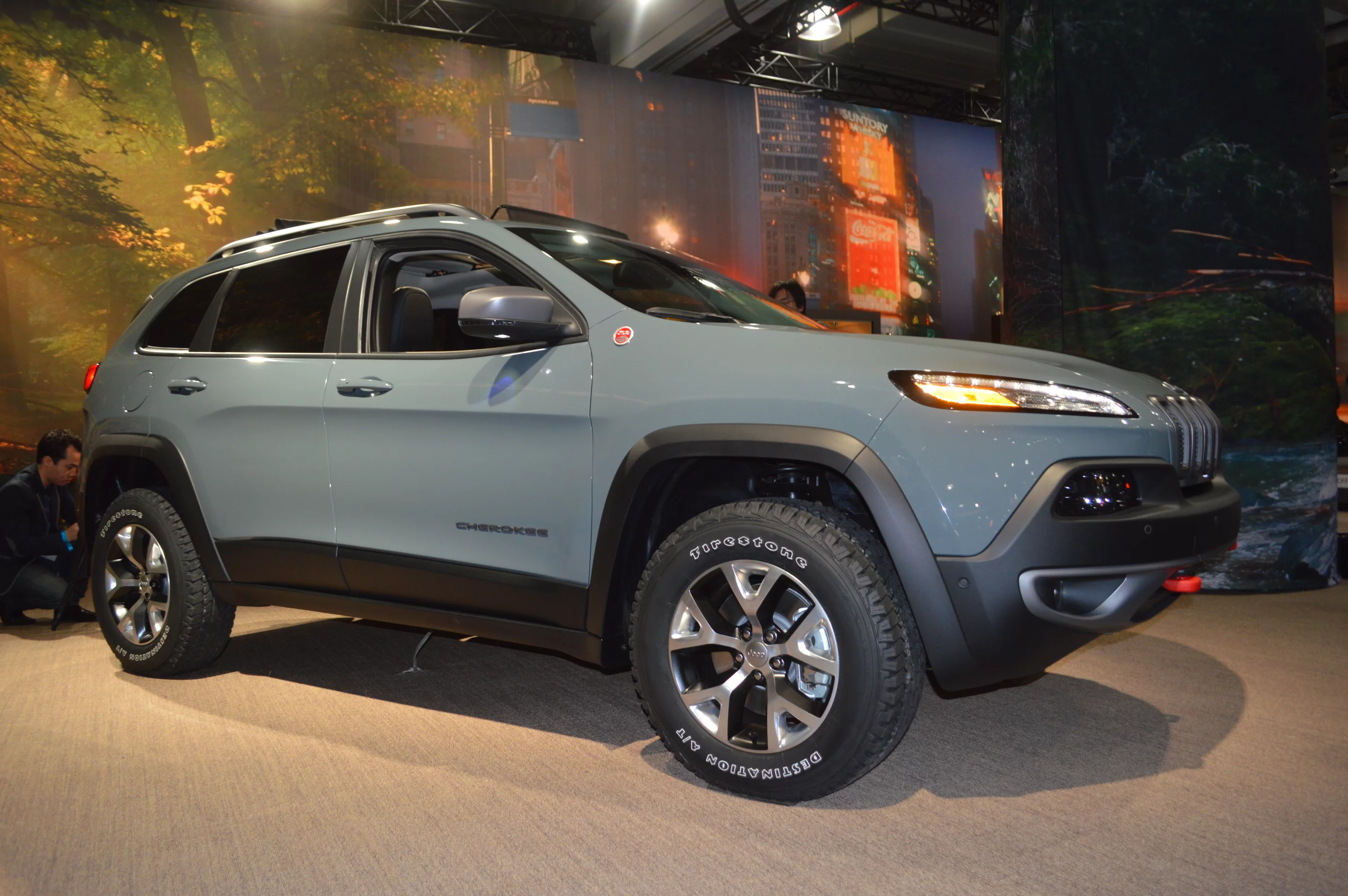 The 2014 Jeep Cherokee debuts at the New York auto show