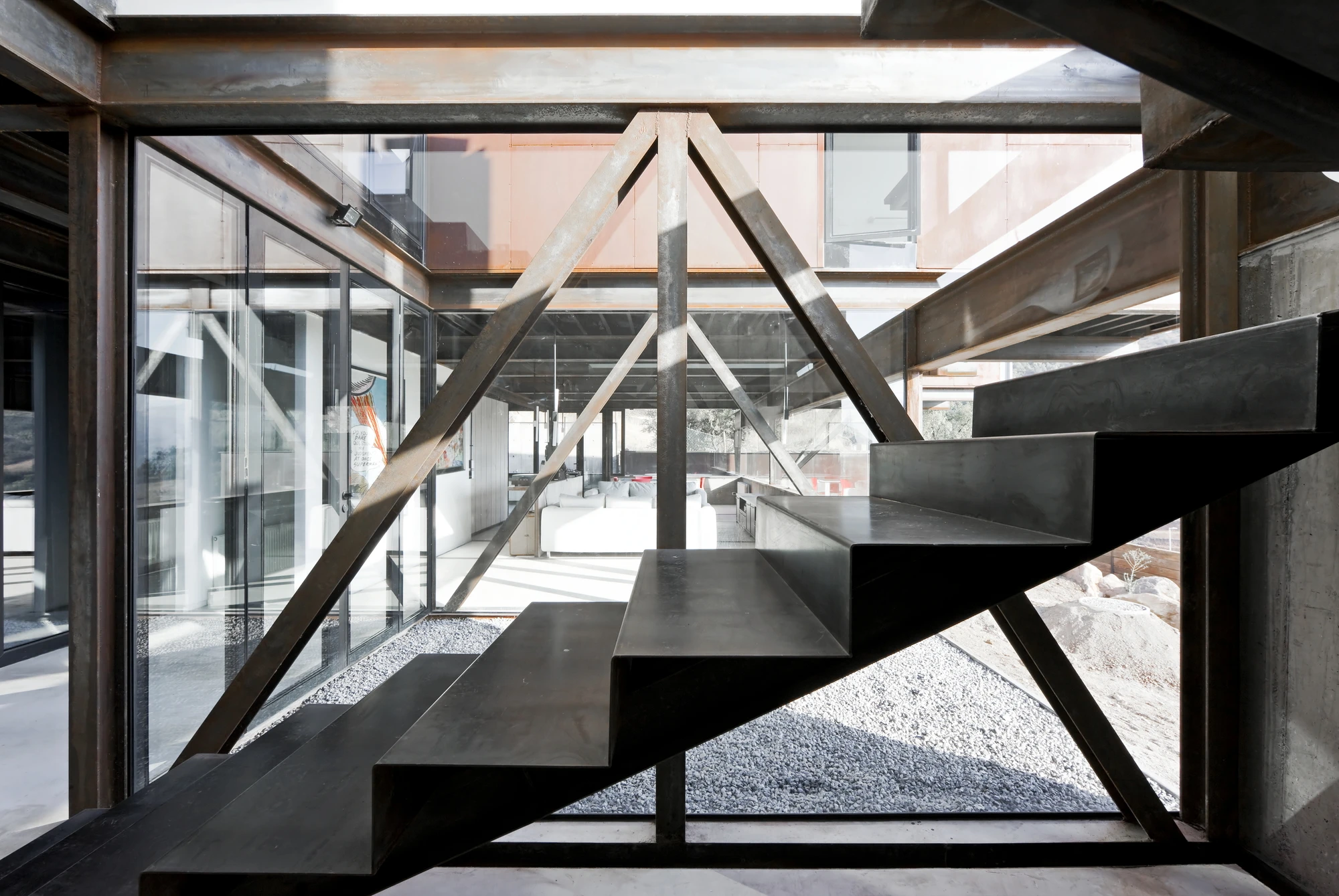 Rather than incorporate energy-consuming air-conditioning, Caterpillar House features passive cooling (Photo: Sergio Pirrone)