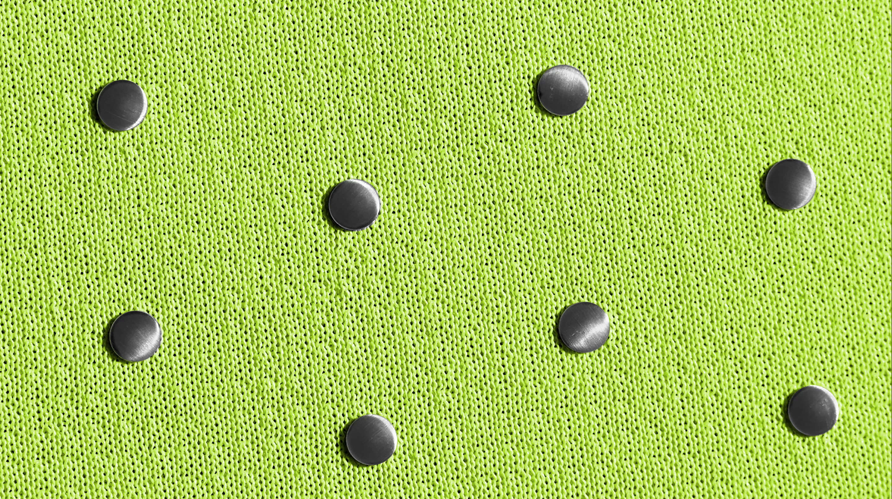 The aluminum cooling spheres, which provide the cooling effect