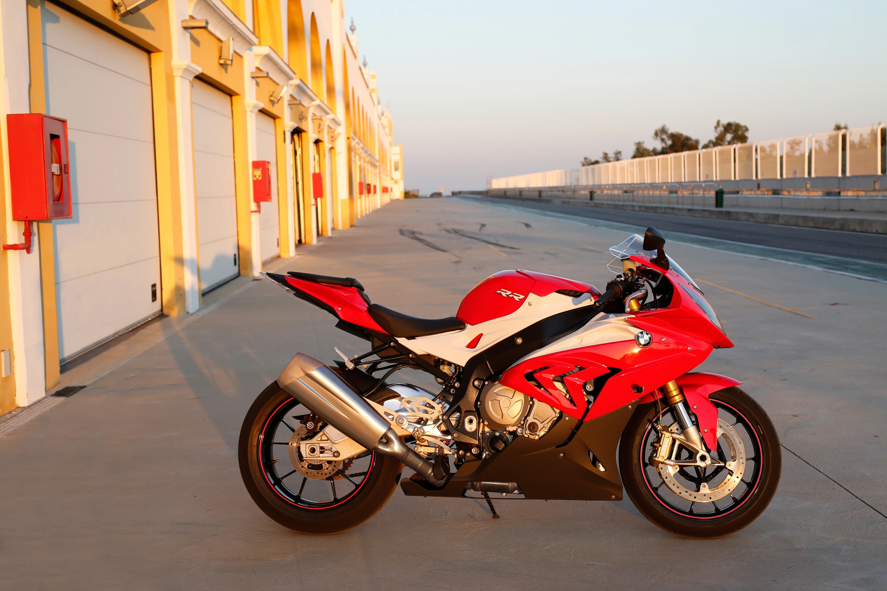 The 2015 BMW S1000RR just revealed at Intermot Cologne