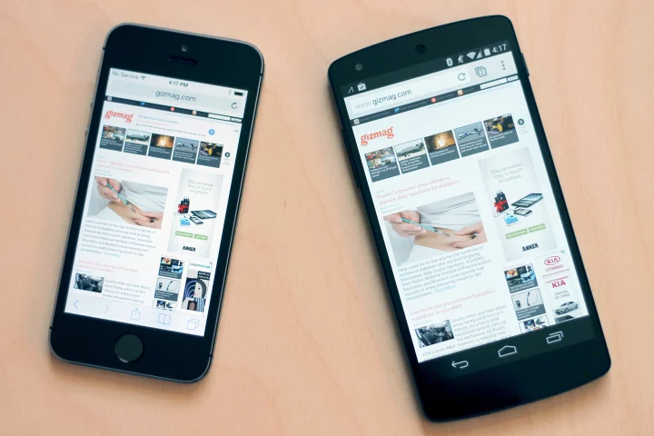 Gizmag goes in-depth and hands-on to compare the Apple iPhone 5s (left) and Google/LG Nexus 5