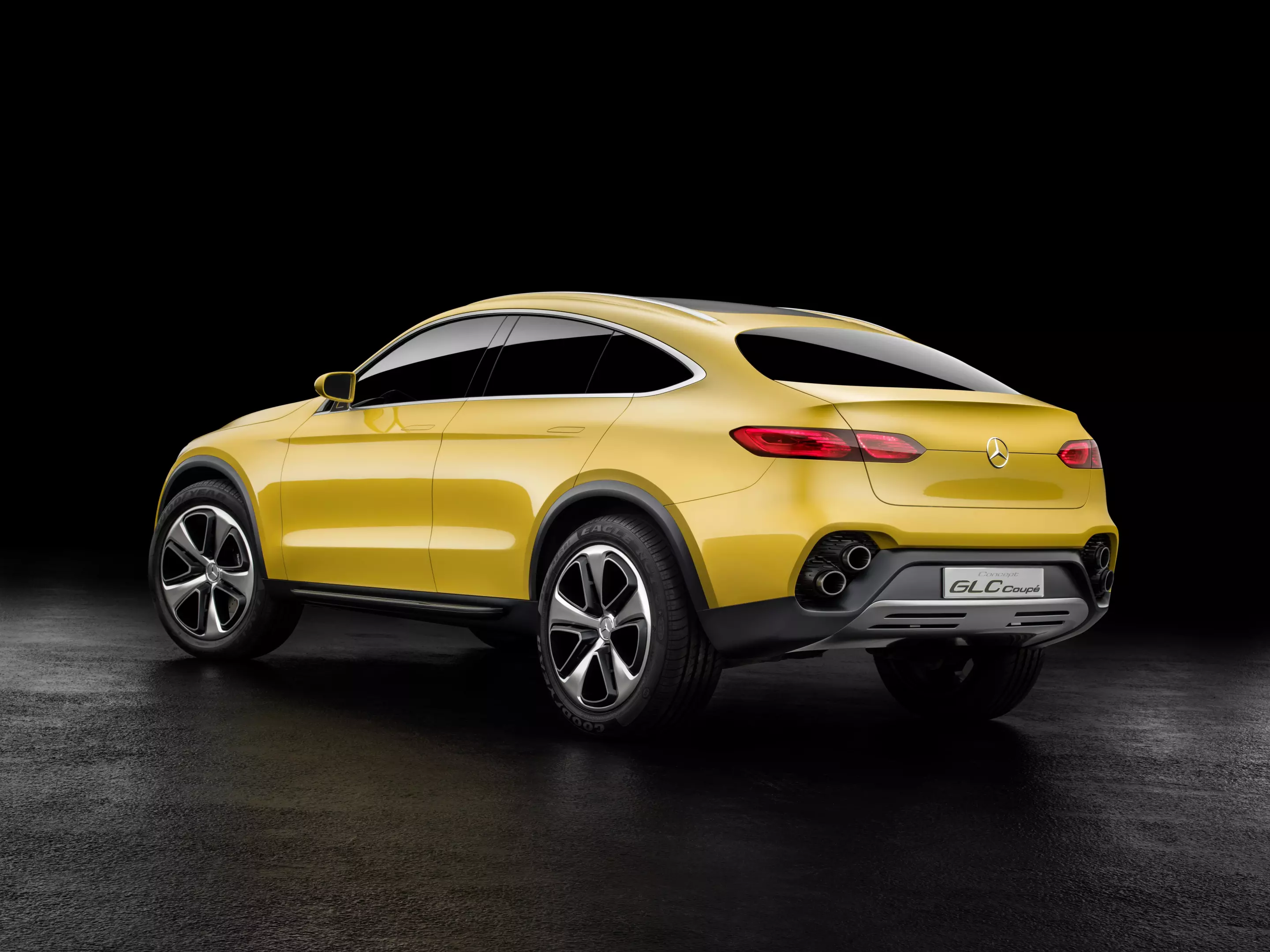 The Mercedes-Benz Concept GLC showing lines