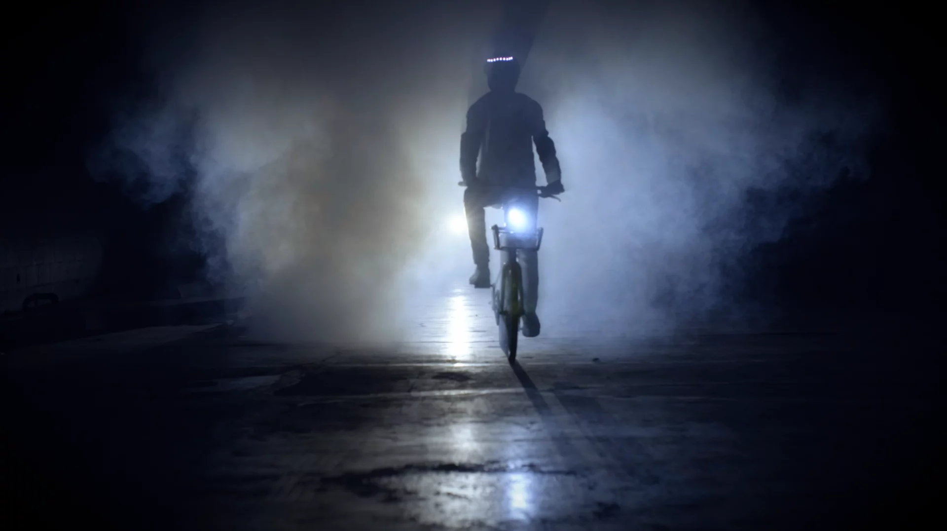 The Volta's built-in lights to the front and rear automatically illuminate when daylight starts to fade