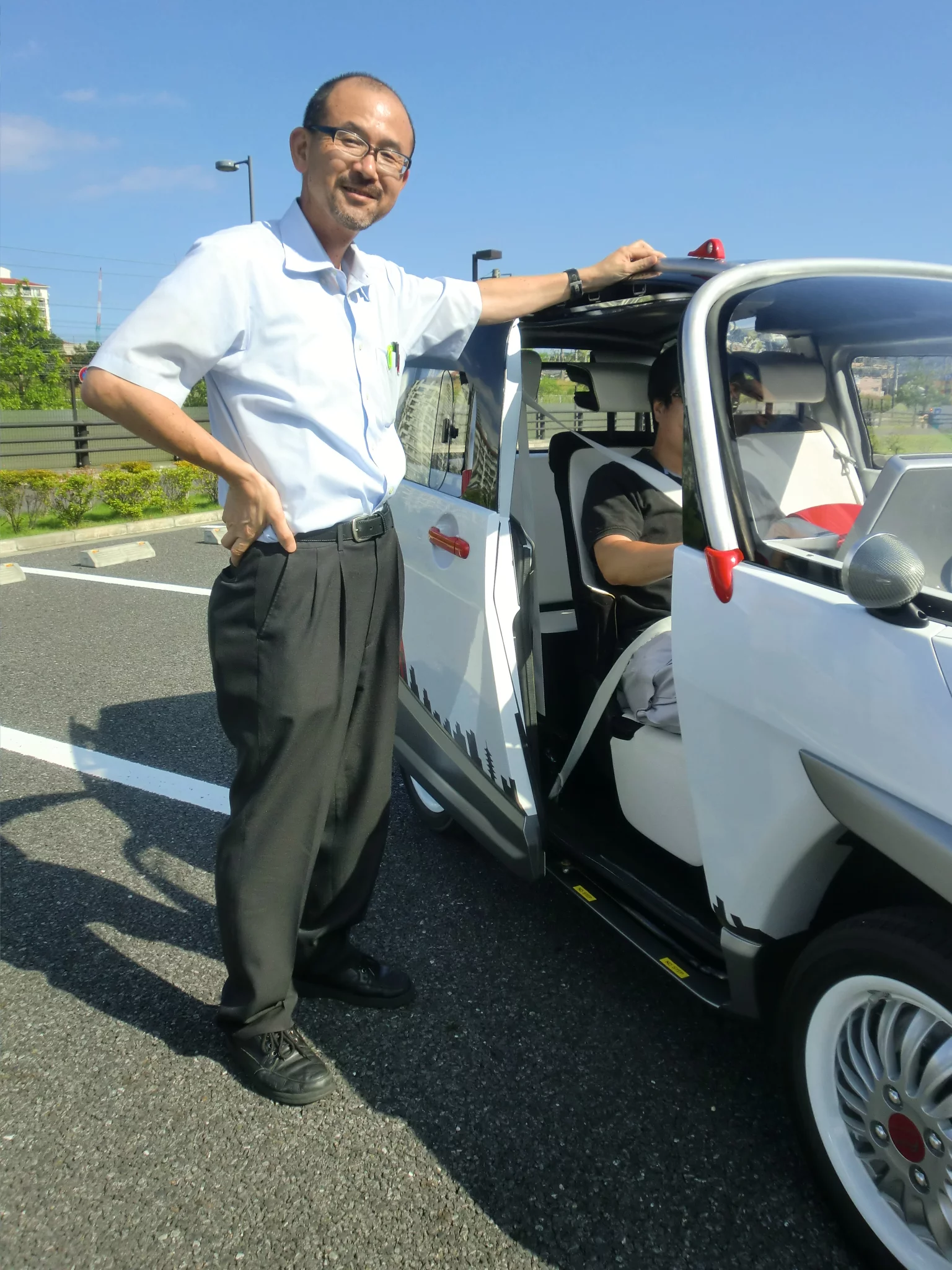 Hideo Tsurumaki is very proud of his first creation from FOMM and sees it as a great start for his company (Photo: Stephen Clemenger/Gizmag.com)