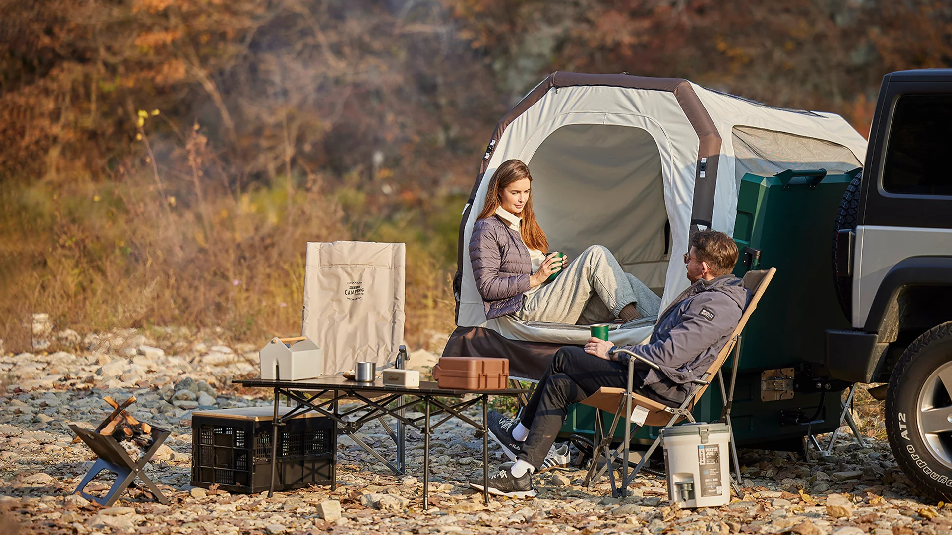 While you can build base camp around the Hitch Home and vehicle, the tent can easily detach from the vehicle so that you can drive without having to pack it up