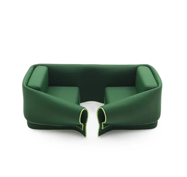 With a few adjustments you can create a face-to-face sitting area (Image from Campeggi)