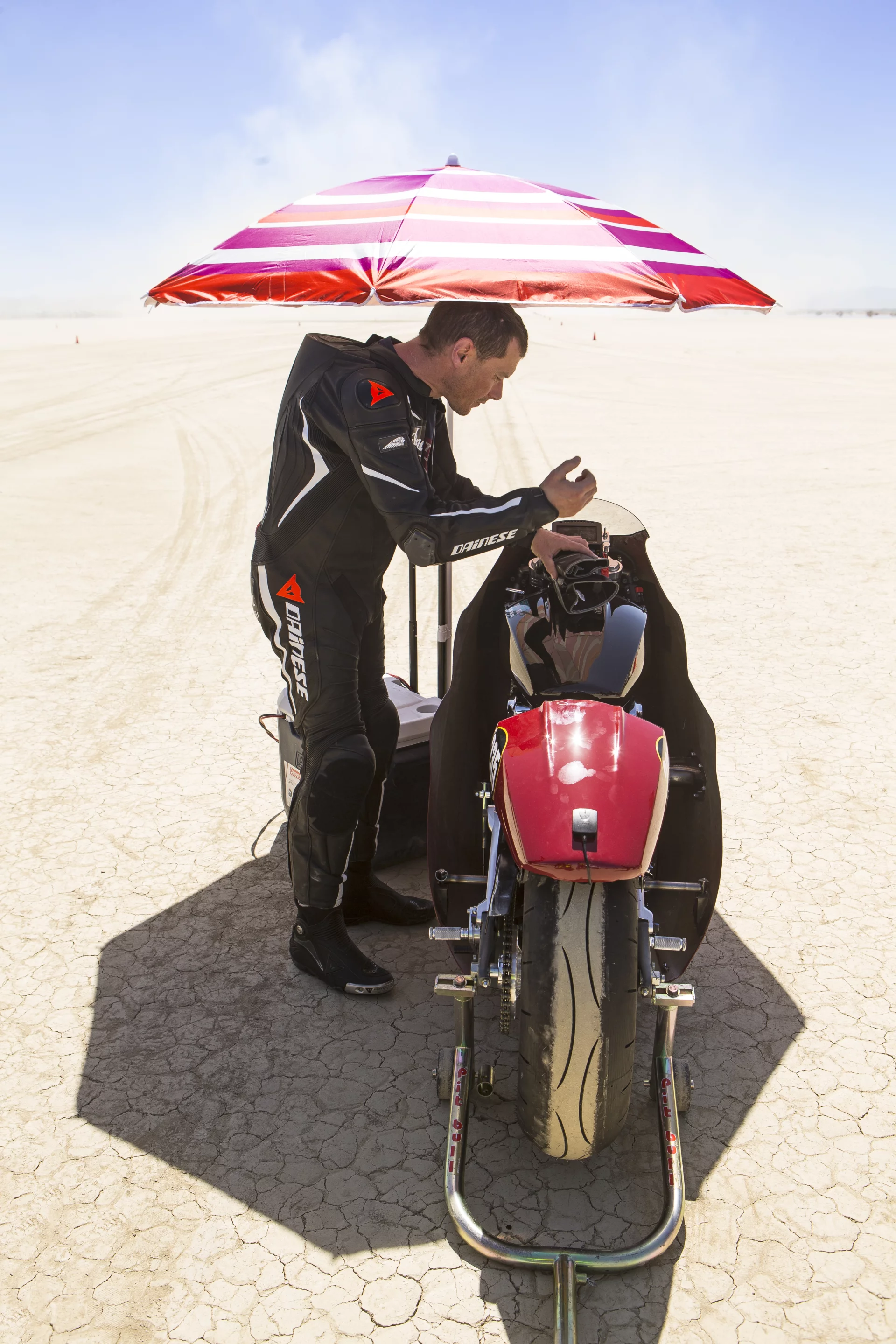 Lee Munro checks out the Indian Scout Streamliner at El Mirage, California
