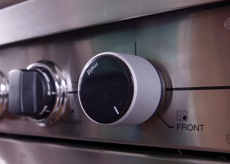 You can still control your cooker manually (Photo: Meld)