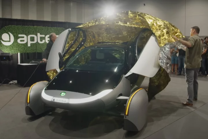 The Gamma prototype solar-electric vehicle made its public debut at the Fully Charged Live 2022 expo in San Diego