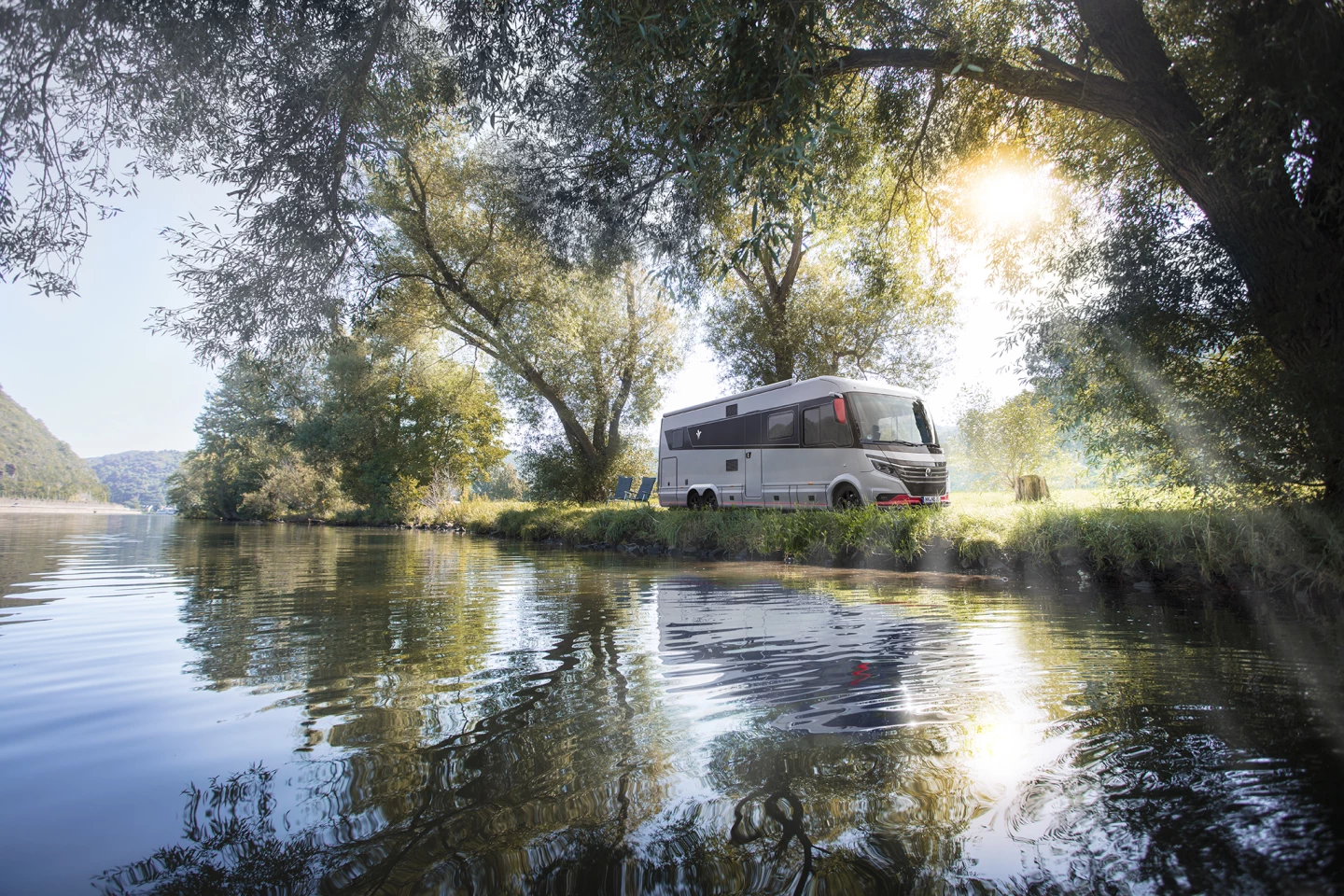 The Niesmann + Bischoff Arto 88 does some scenic touring