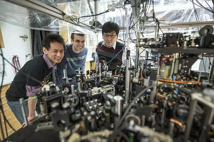 Researchers at the University of California claim to have successfully created a roton structure in an atomic superfluid of cesium-133 (Photo: Rob Kozloff/University of Chicago)