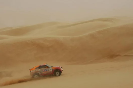 Roma at full noise in the Mitsubishi