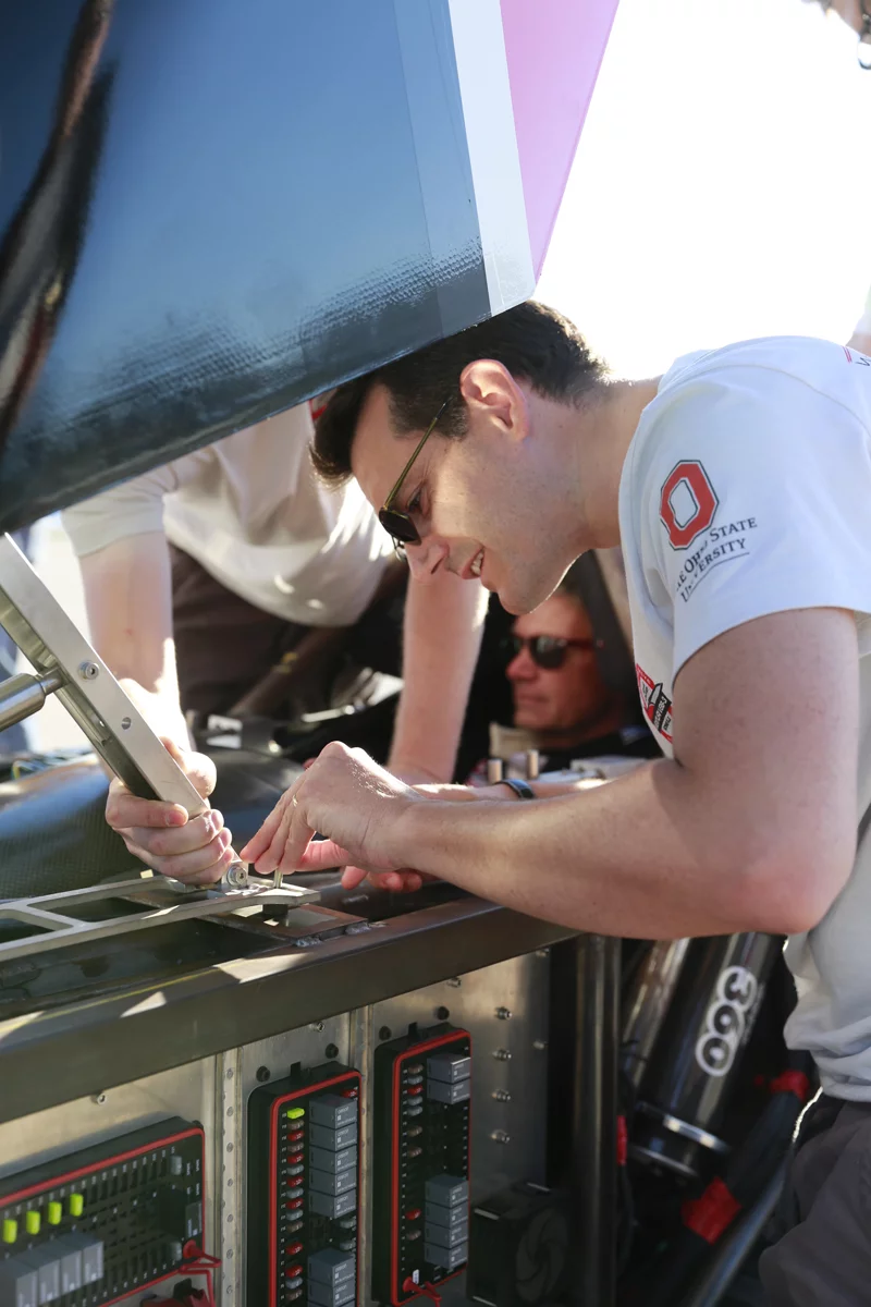 The team works on the car(Photo: Denis Boussard/Venturi Automobiles)