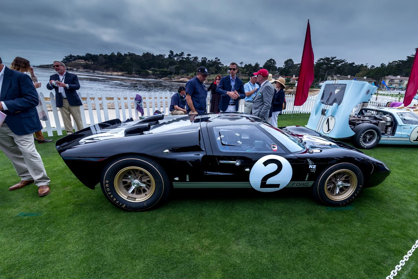 The black/white livery on this 1966 Ford GT40 MKII was replicated on the new Ford GT seen on the Concept Lawn