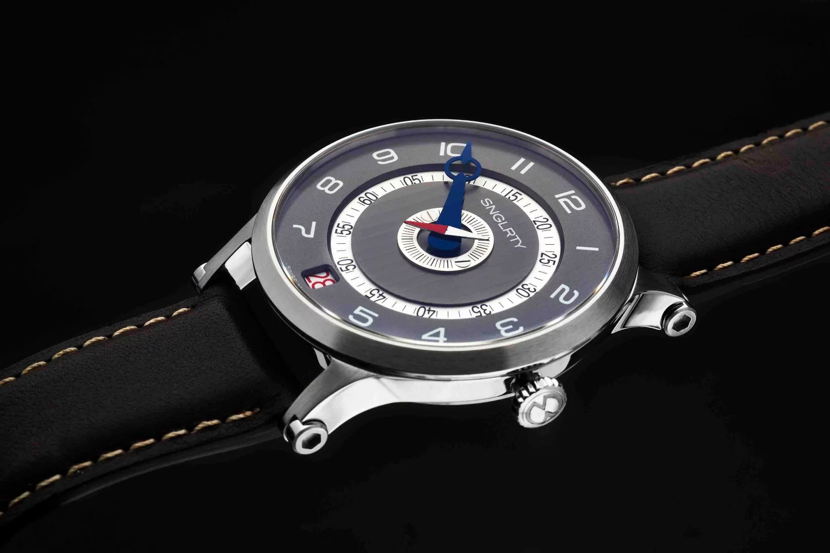 SNGLRTY uses a single had to display both the hour and minute