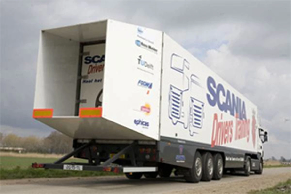 The boat tail mounted on the rear of the test truck