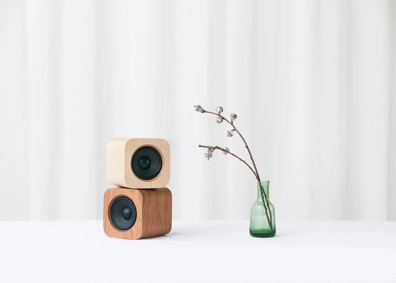 Two Sugr Cubes can be set up as a stereo speaker system