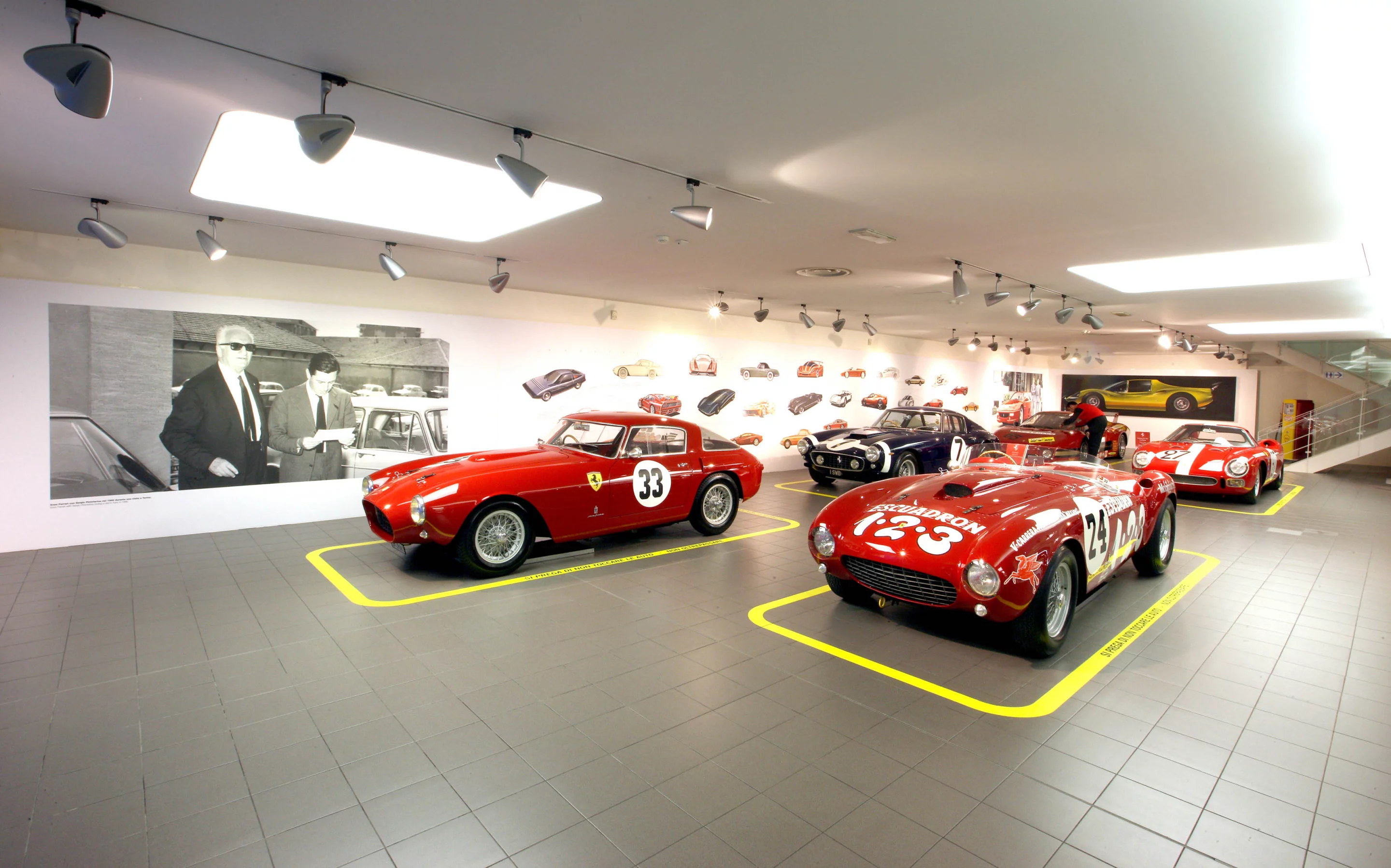 Ferrari hosts the "Great Ferraris of Sergio Pininfarina" at the Ferrari Museum in 2012-2013