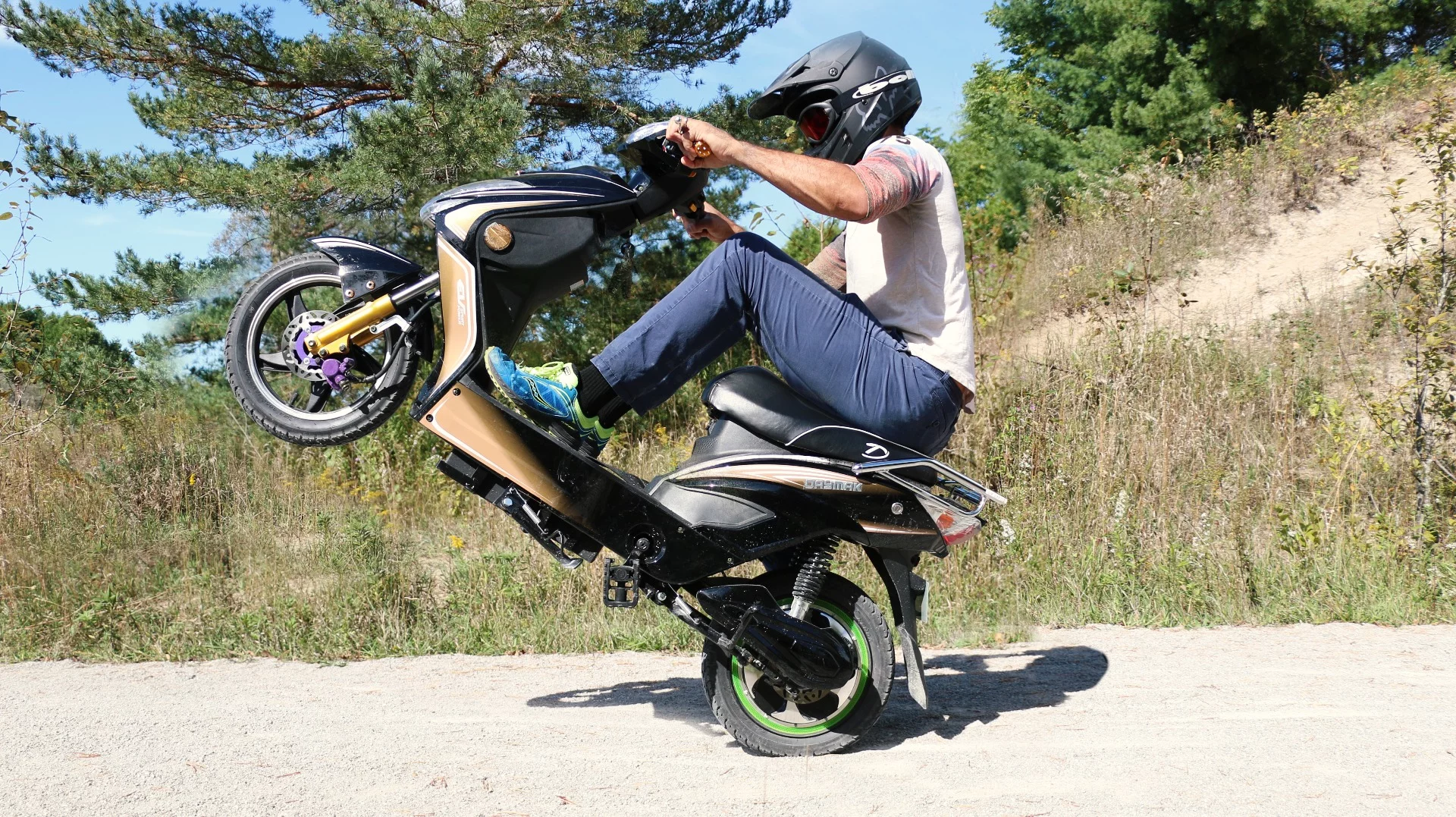 Chameleon riders can engage turbo mode for some extra electric grunt