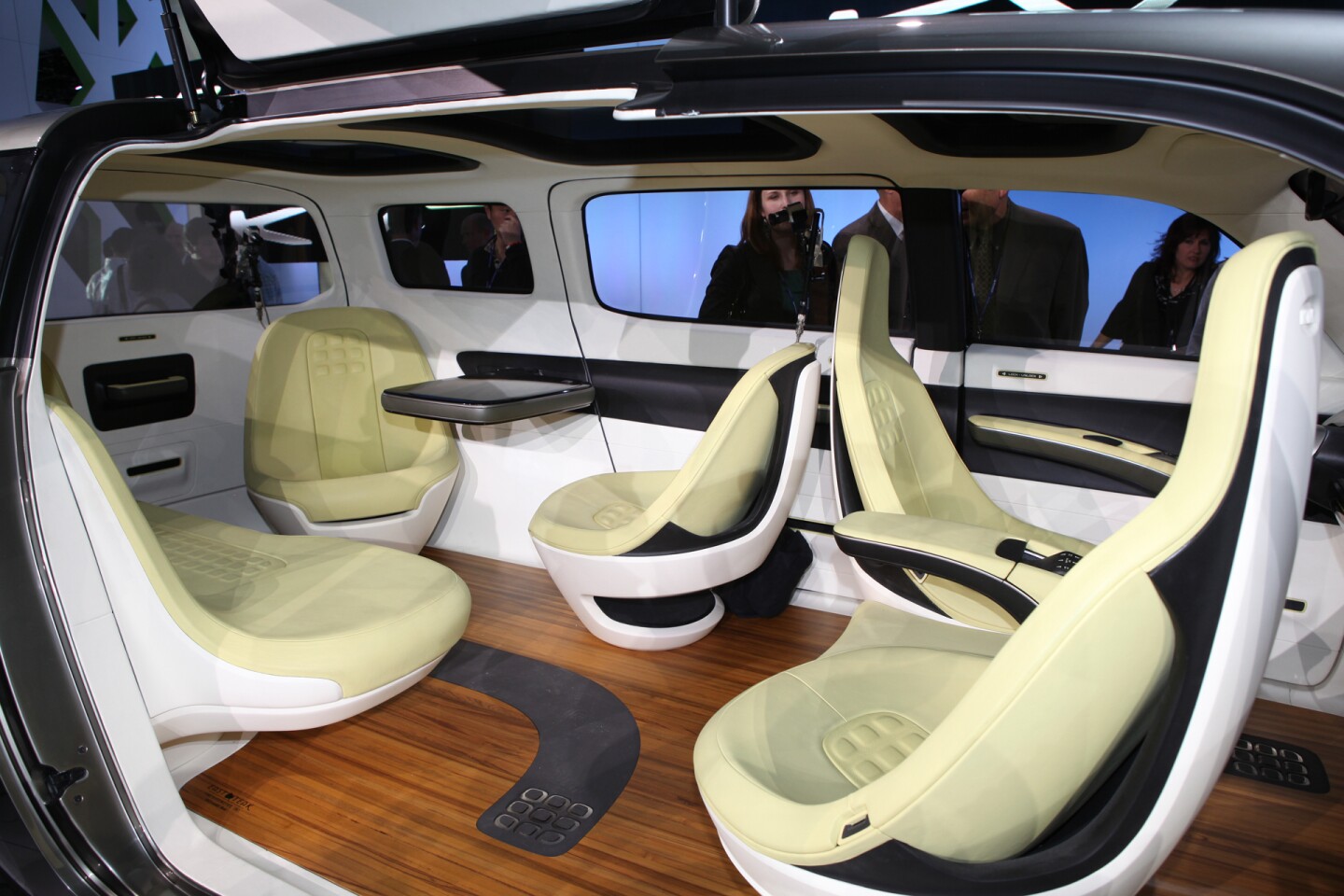 Kia KV7 Concept at the Detroit Auto Show