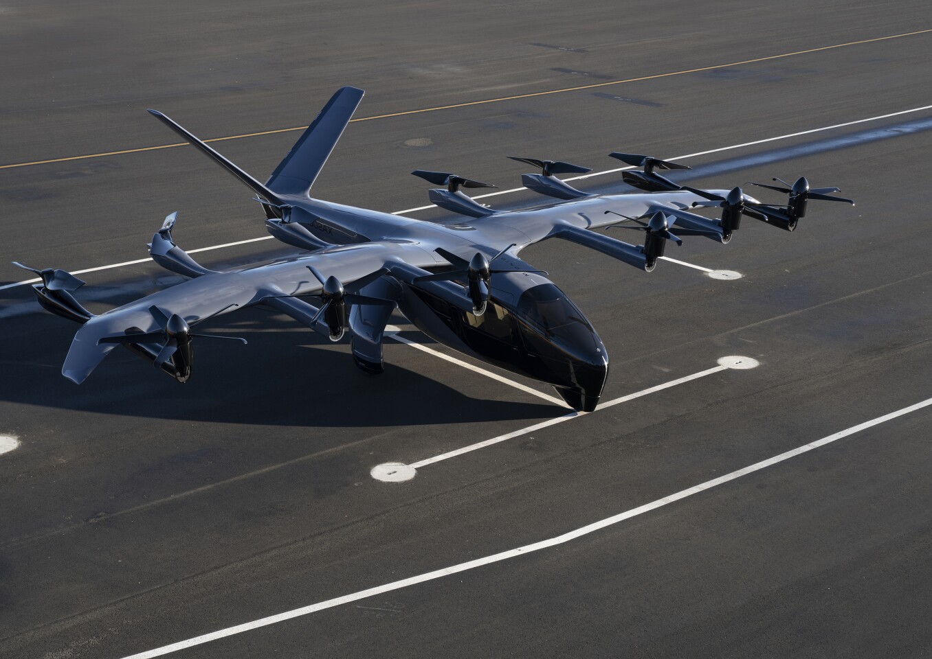 Archer has unveiled its production aircraft, Midnight, carrying up to four passengers and a pilot